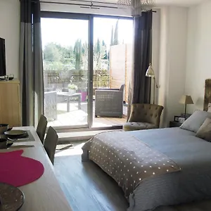 2* Aparthotel à Deux Pas D'aix